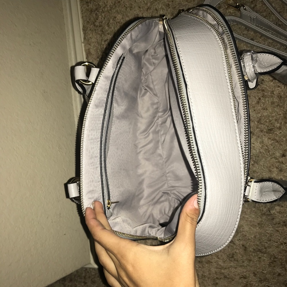 Handbag - Picture 4 of 5